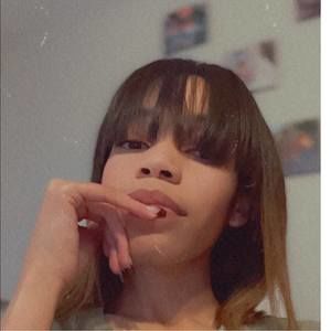 Meet your Posher, Destenee